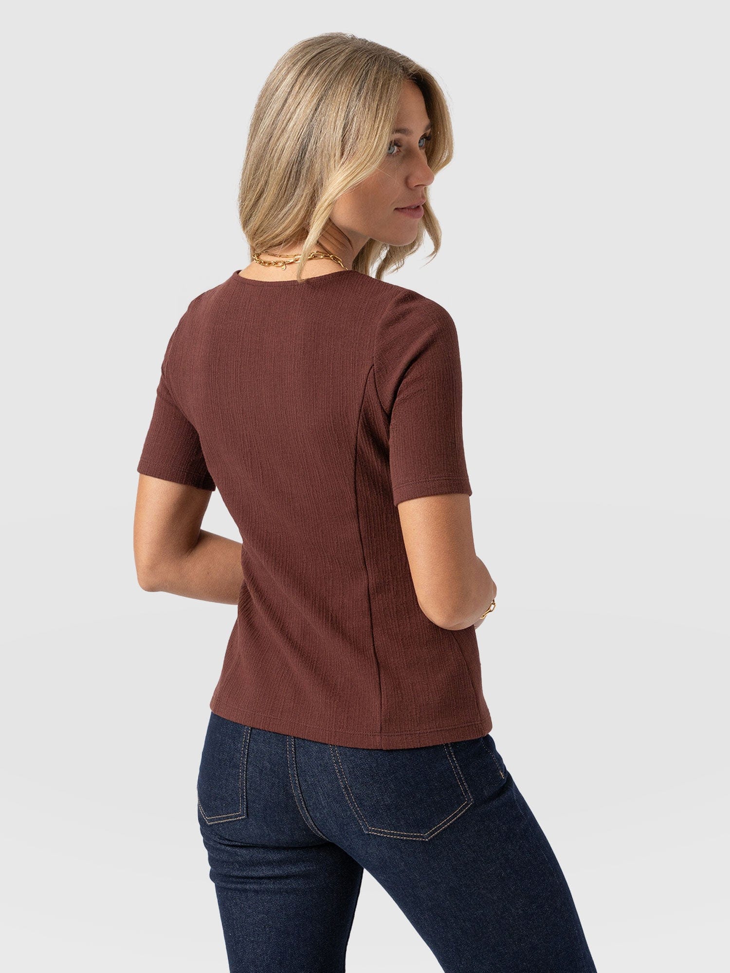 Akia Short Sleeve Tee - Maroon Textured - Women's T-shirts | Saint + Sofia® USA